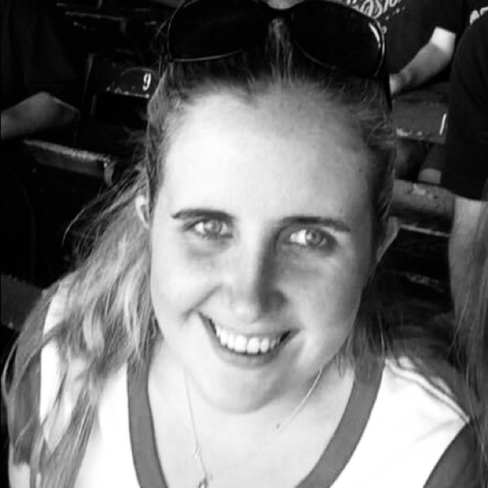 Meet your Posher, Stephanie